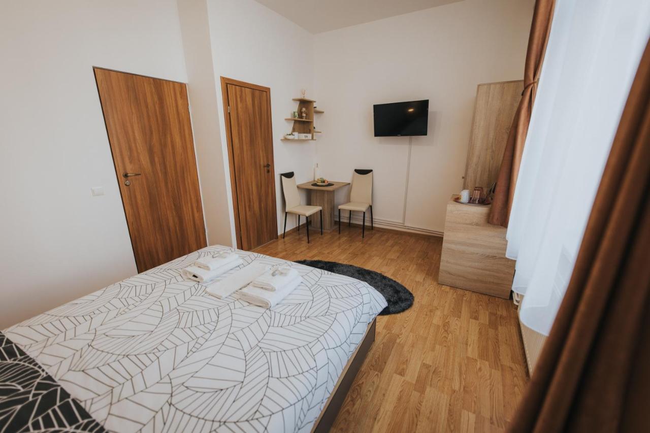 סיביו Gavri'S Classic Apartment מראה חיצוני תמונה