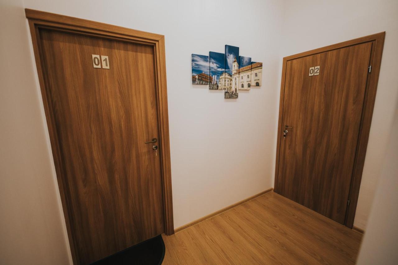 סיביו Gavri'S Classic Apartment מראה חיצוני תמונה